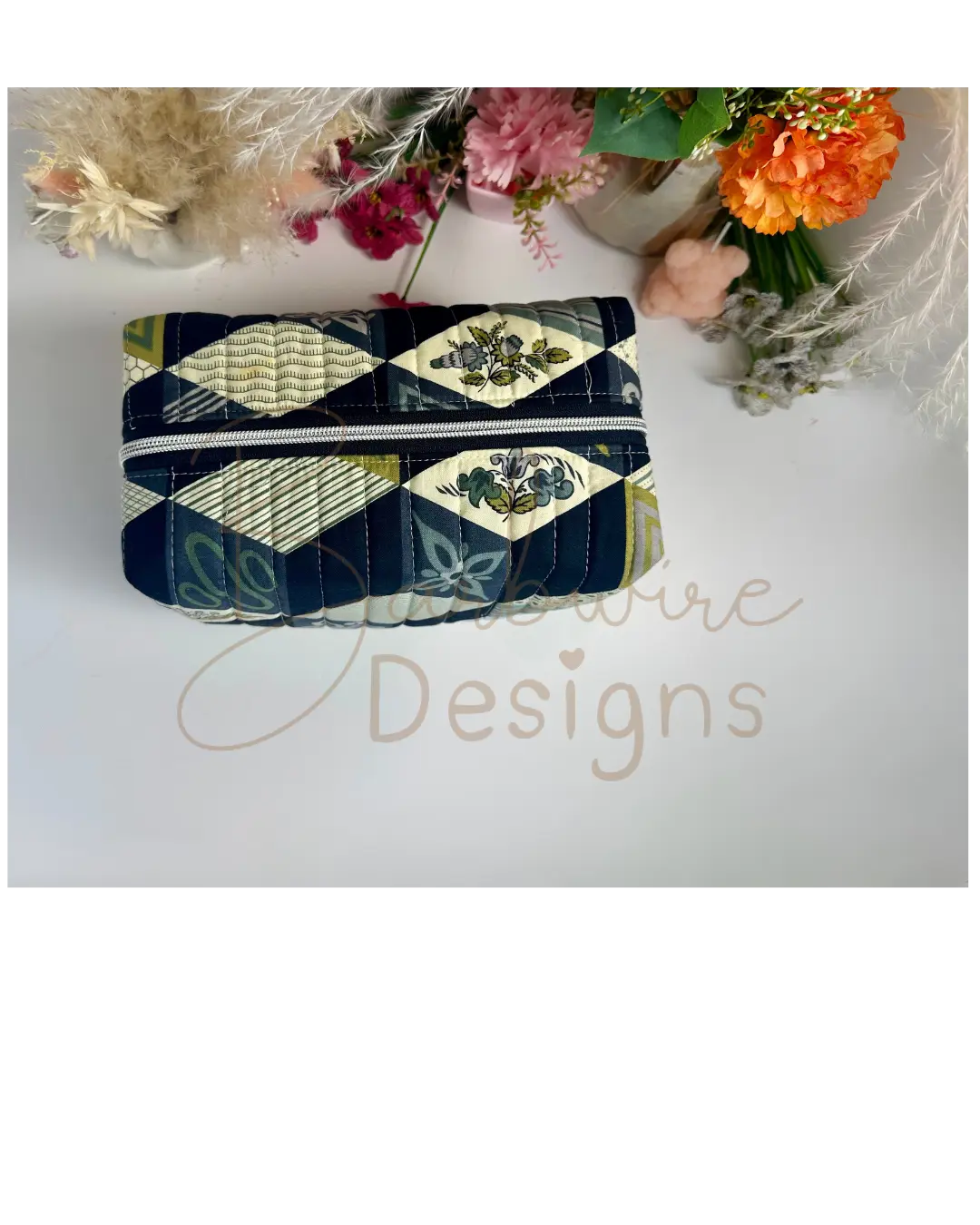 Tumbling Blocks Quilted Makeup Pouch Regular Barb Wire Designs