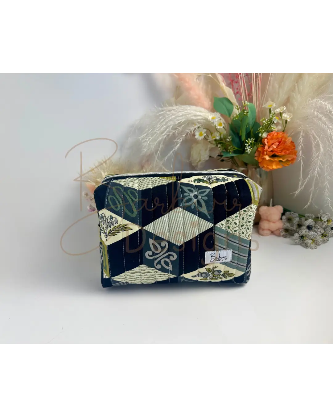 Tumbling Blocks Quilted Makeup Pouch Regular Barb Wire Designs