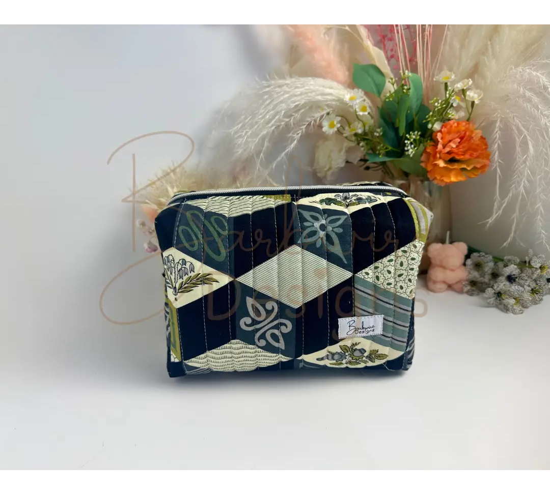 Tumbling Blocks Quilted Makeup Pouch Regular Barb Wire Designs
