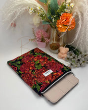 Waratah Zippered E-Reader ipad Quilted sleeve Barb Wire Designs