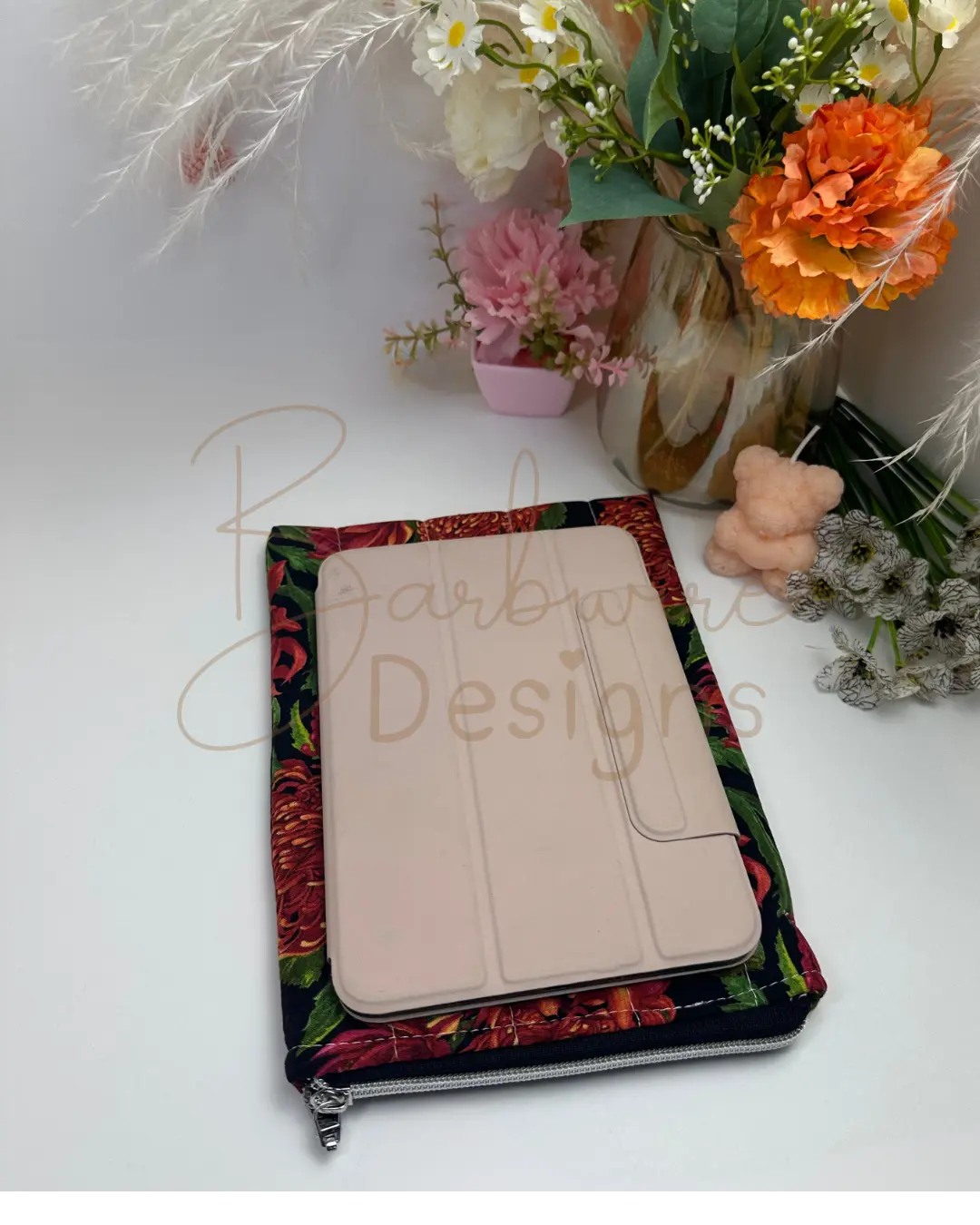 Waratah Zippered E-Reader ipad Quilted sleeve Barb Wire Designs