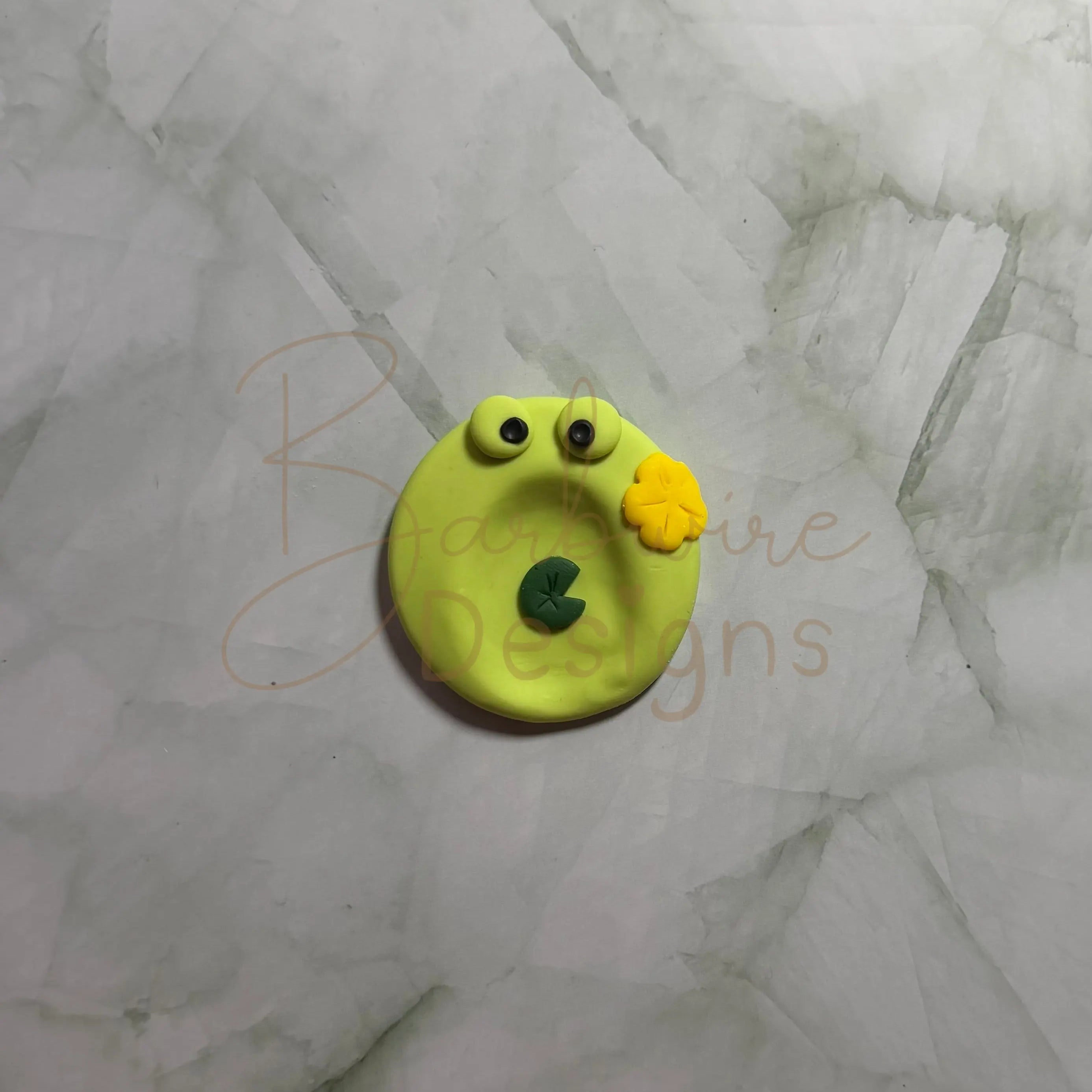 Lily Pad Frog Calming Worry Stone for Anxiety | Sensory Worry Stone flat back Barb Wire Designs