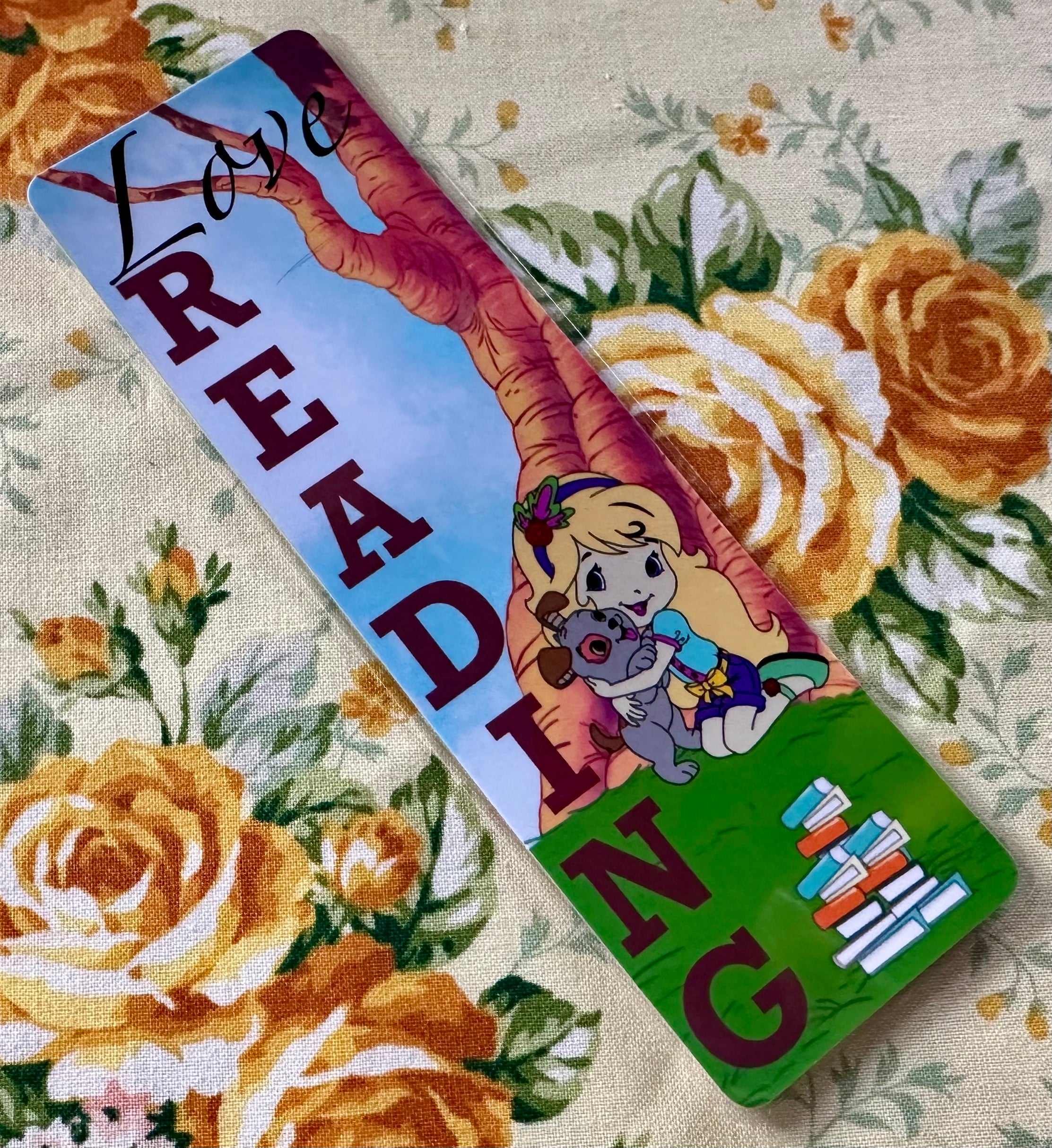Love Reading Traditional Bookmark