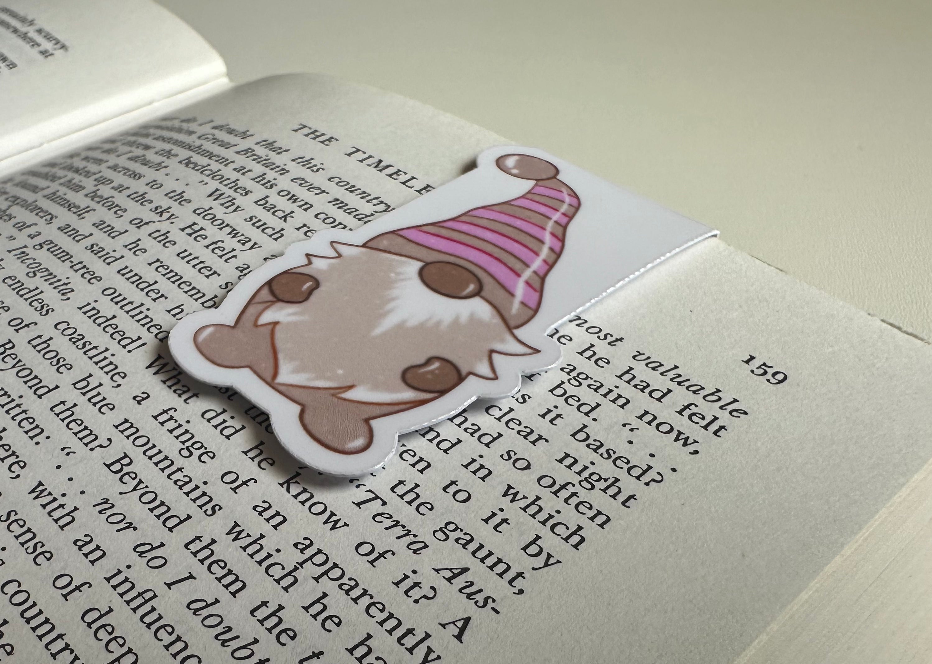 Gnome Pink Magnetic Bookmark