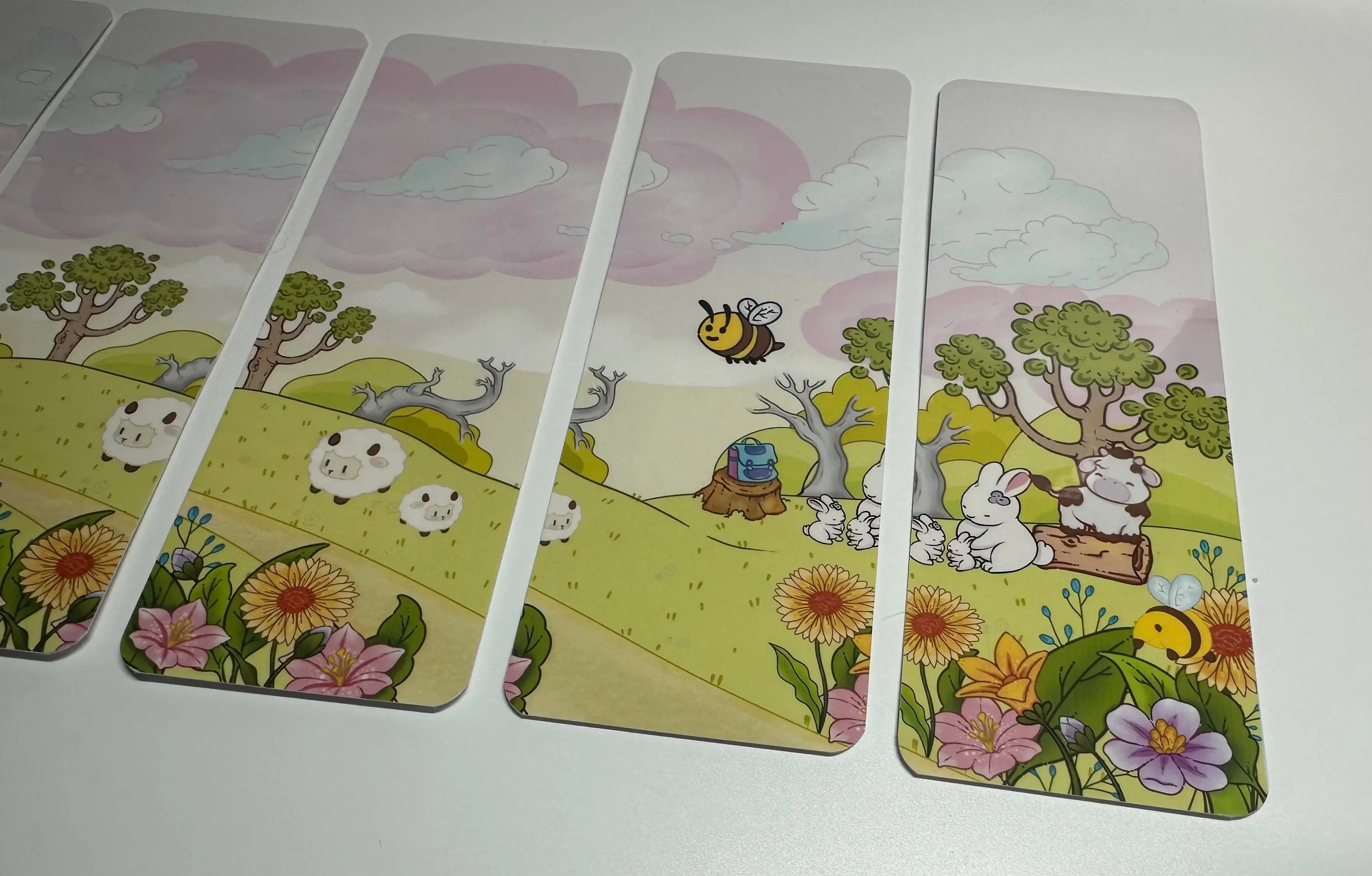 Daisy cow traditional Bookmark full set top view of all