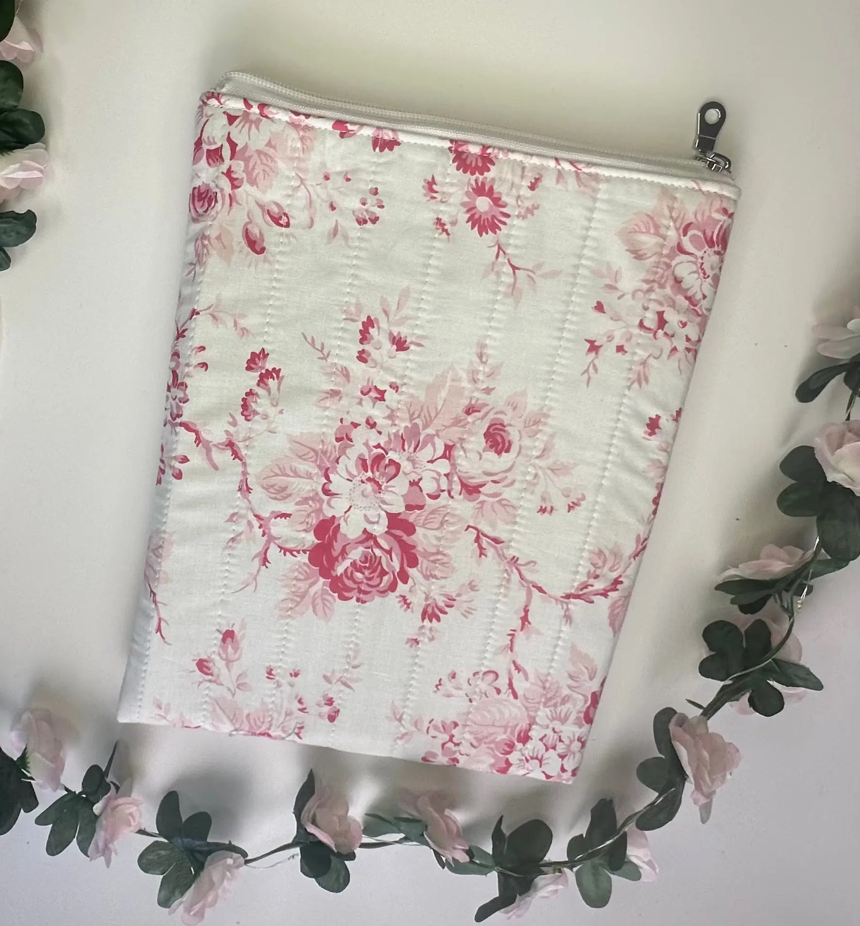 Annabelle Zippered ipad Quilted sleeve Barb Wire Designs