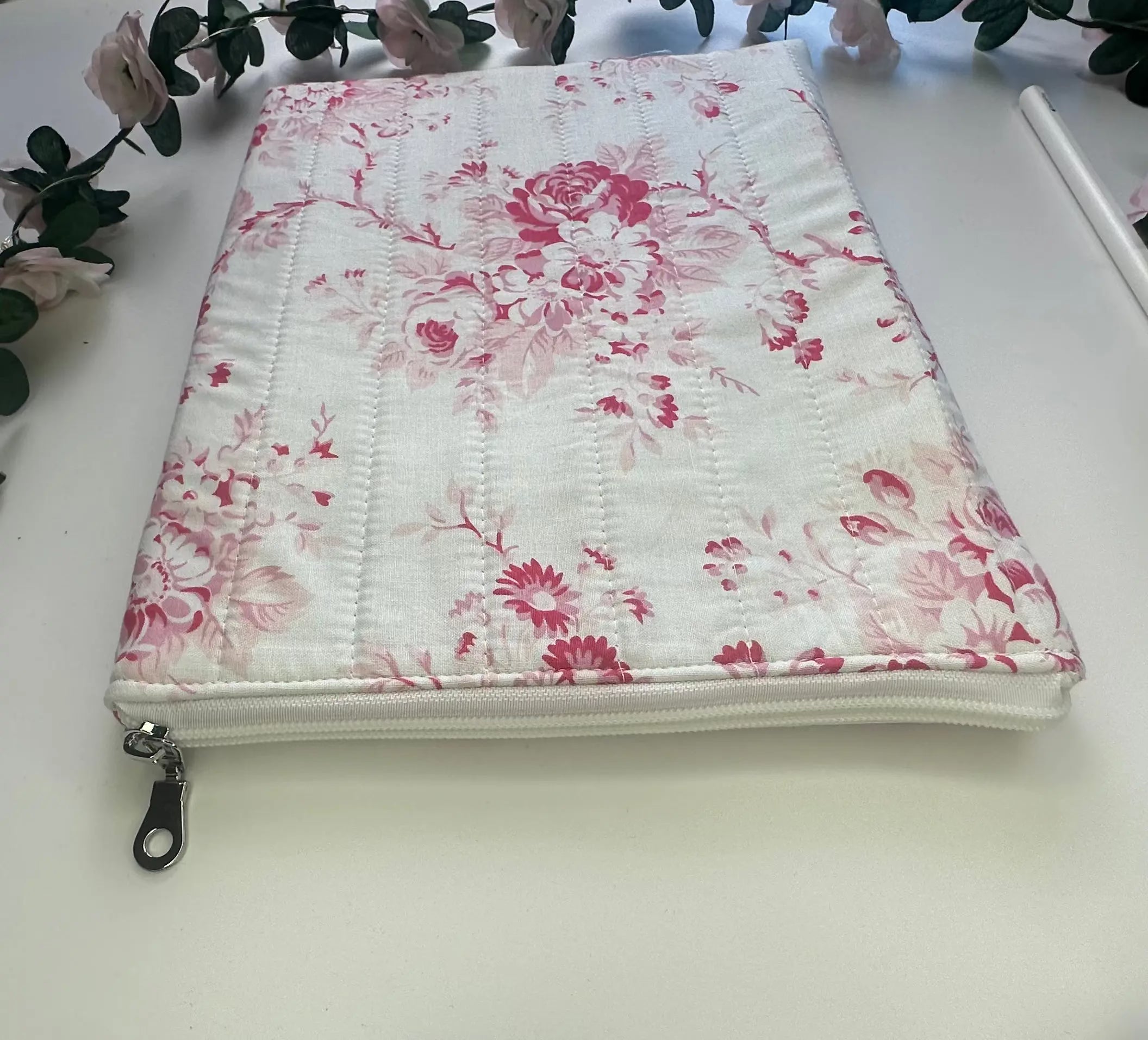 Annabelle Zippered ipad Quilted sleeve Barb Wire Designs