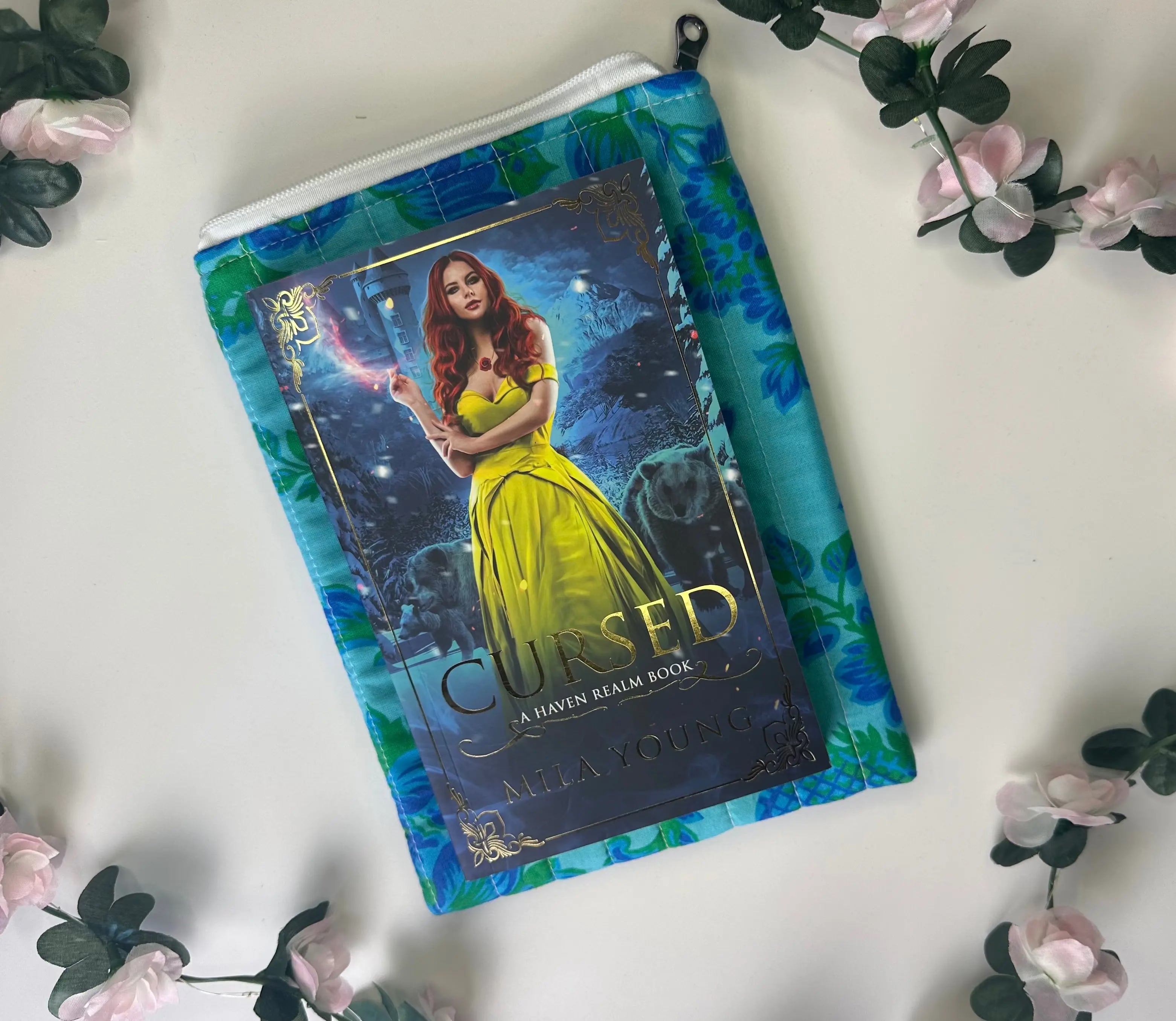 Sarah Zippered ipad Quilted sleeve Barb Wire Designs