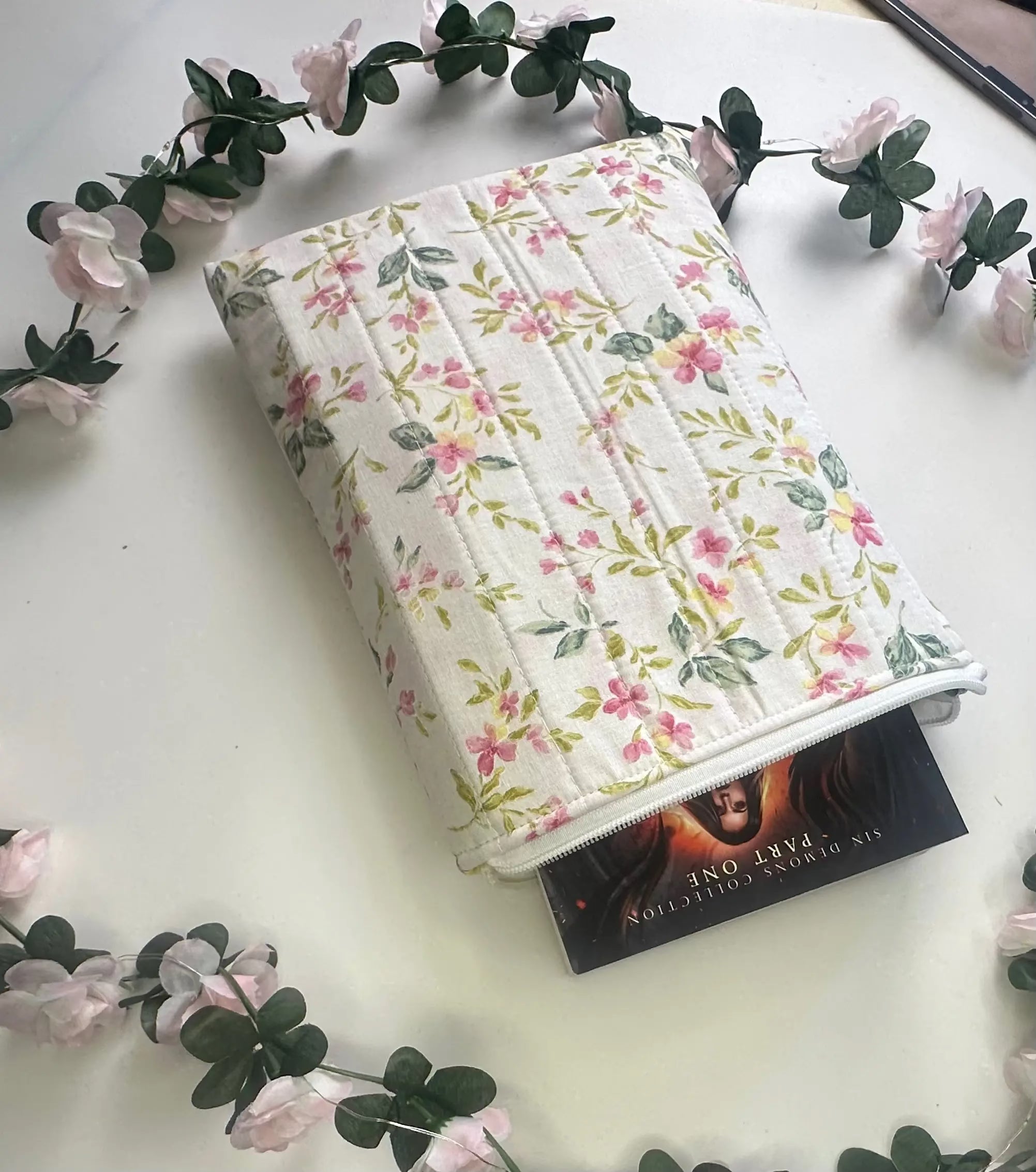 Fleur Quilted Book/ ipad Sleeve zippered Barb Wire Designs