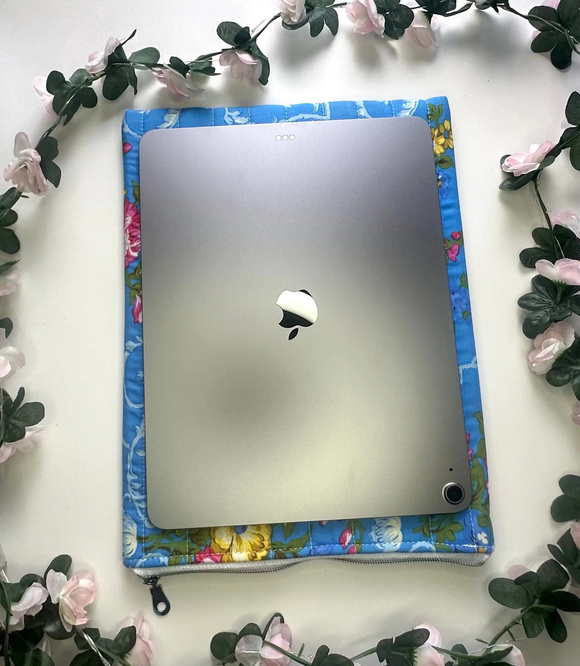 Kylie Zippered Quilted ipad sleeve Barb Wire Designs