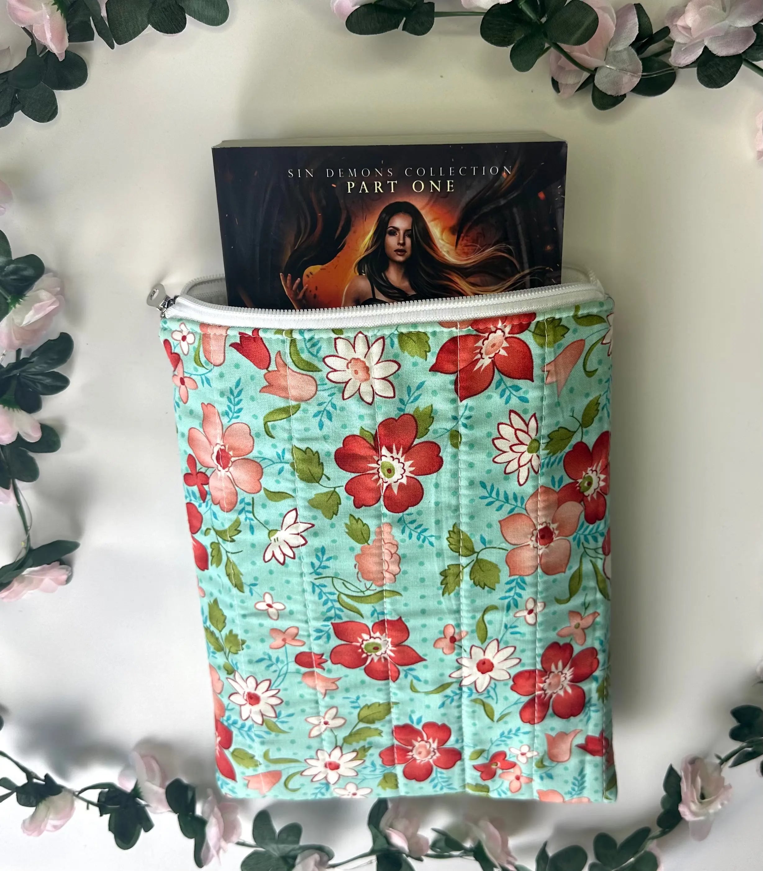 Rebecca Zippered ipad Quilted sleeve Barb Wire Designs