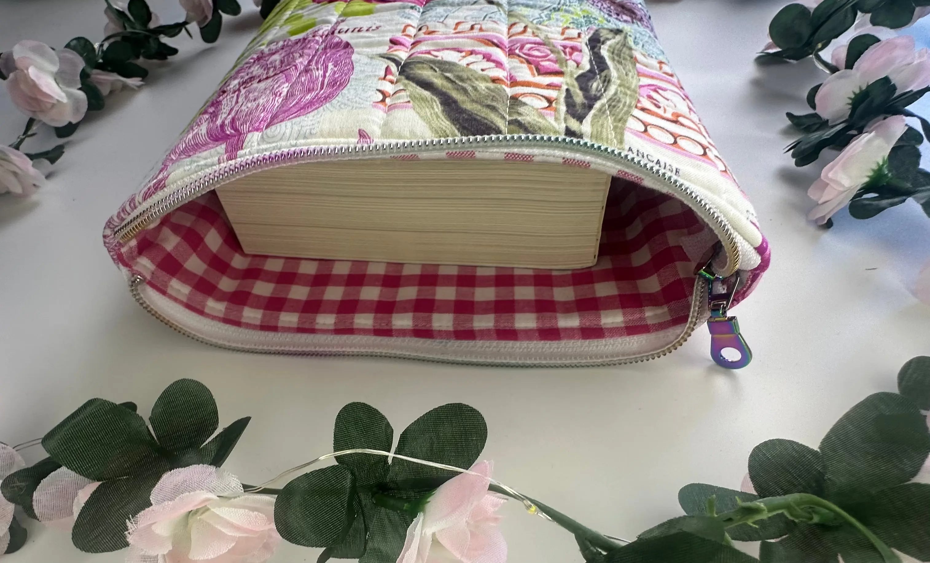 Aliza Zippered Quilted sleeve Barb Wire Designs