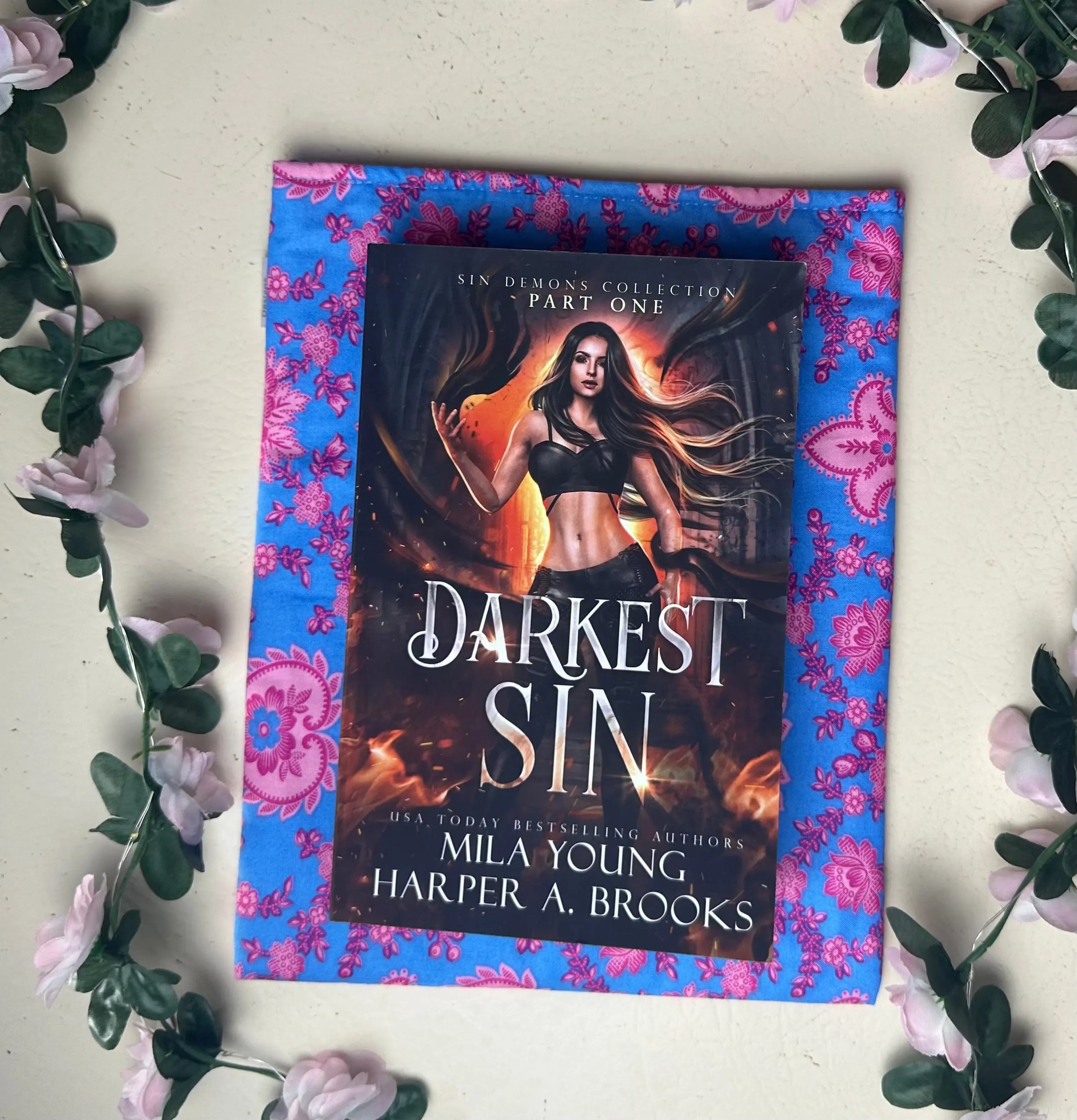 Sweet Cheeks Handmade Colourful Book Sleeve Slip Cover Barb Wire Designs