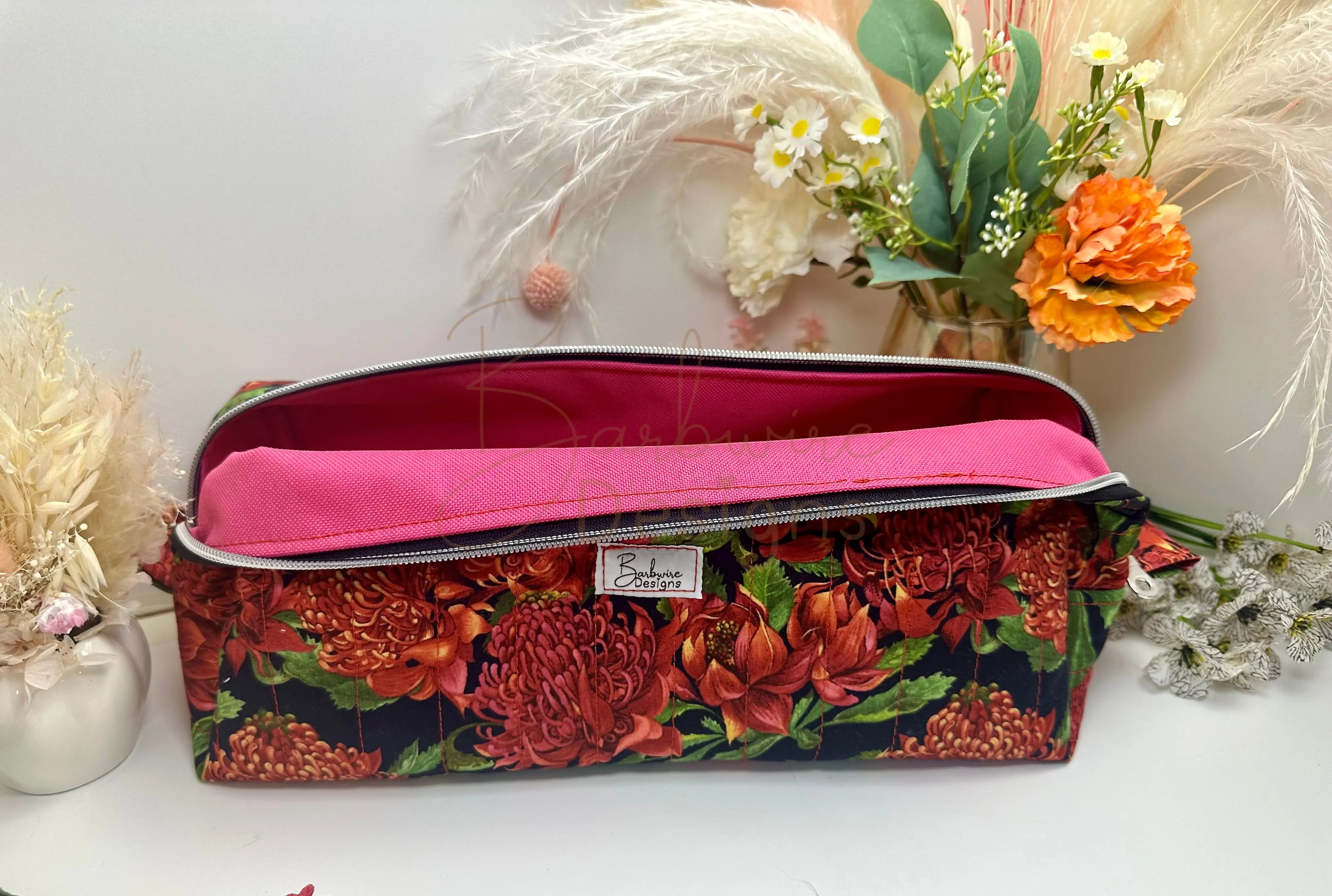 Waratah Quilted Hair Tools Pouch Barb Wire Designs