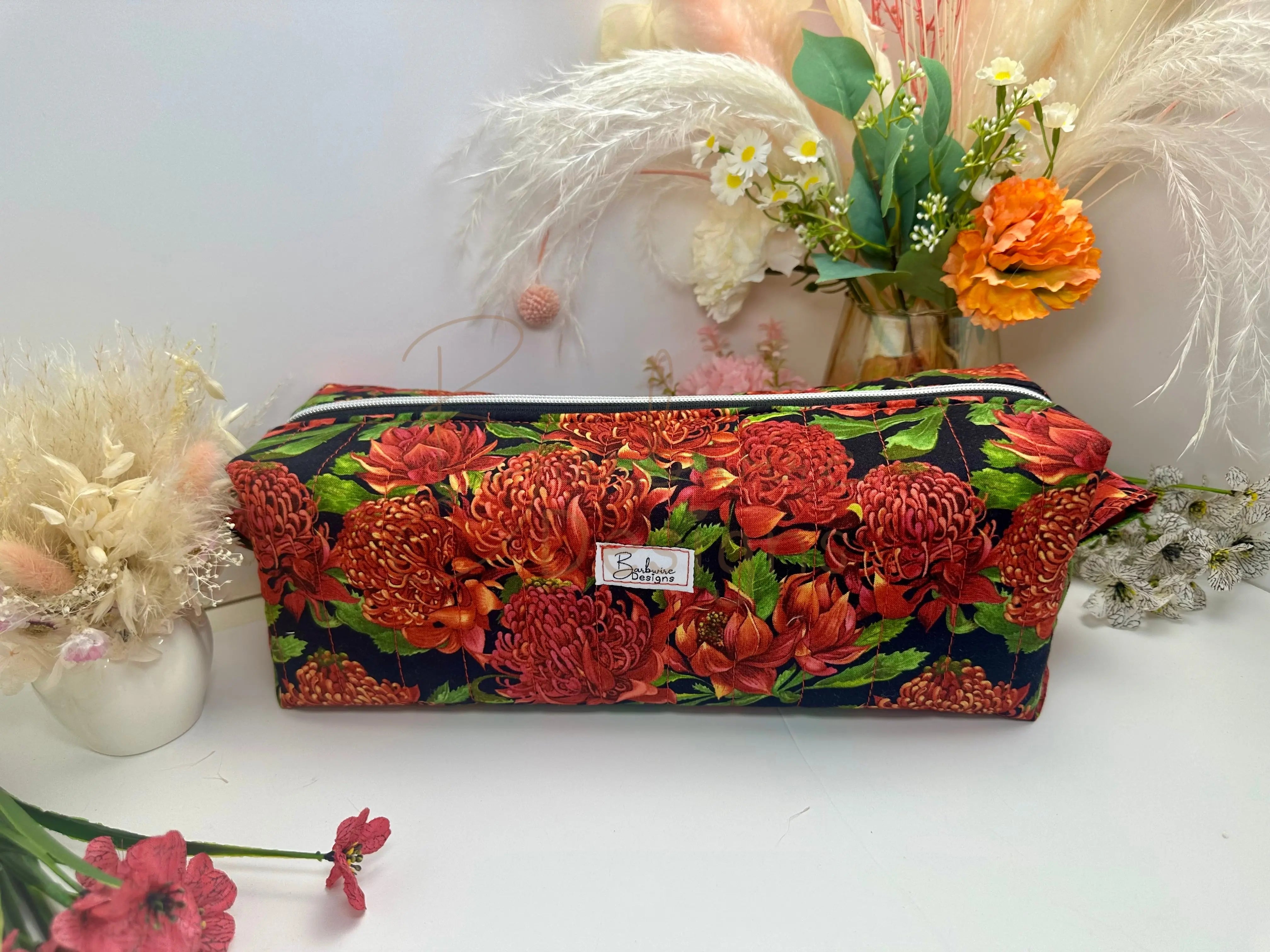 Waratah Quilted Hair Tools Pouch Barb Wire Designs