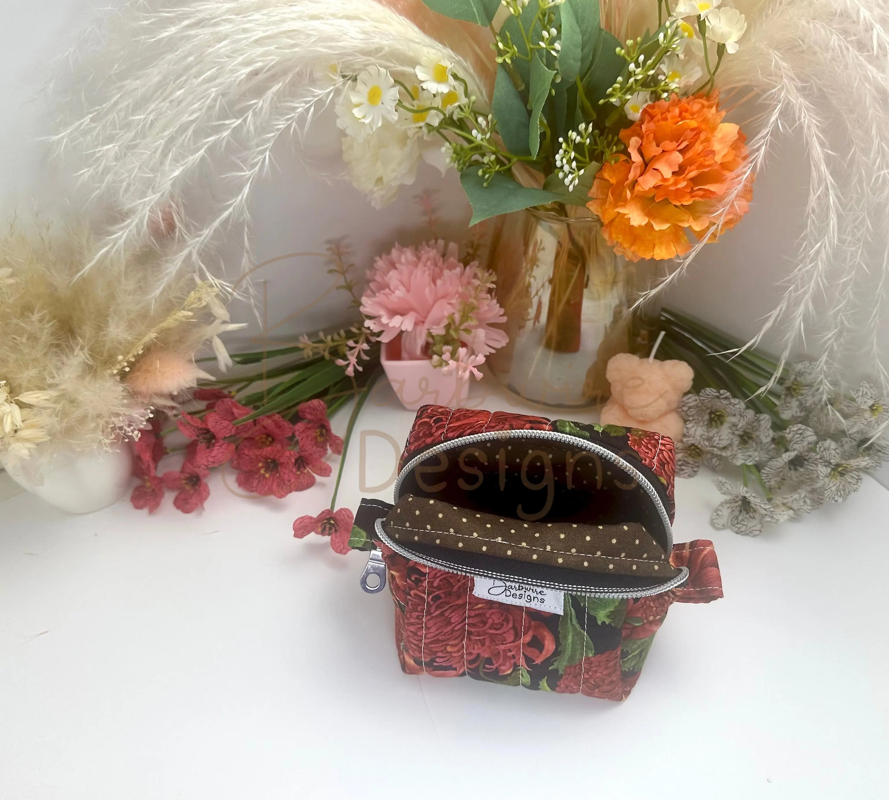 makeup pouch Barb Wire Designs