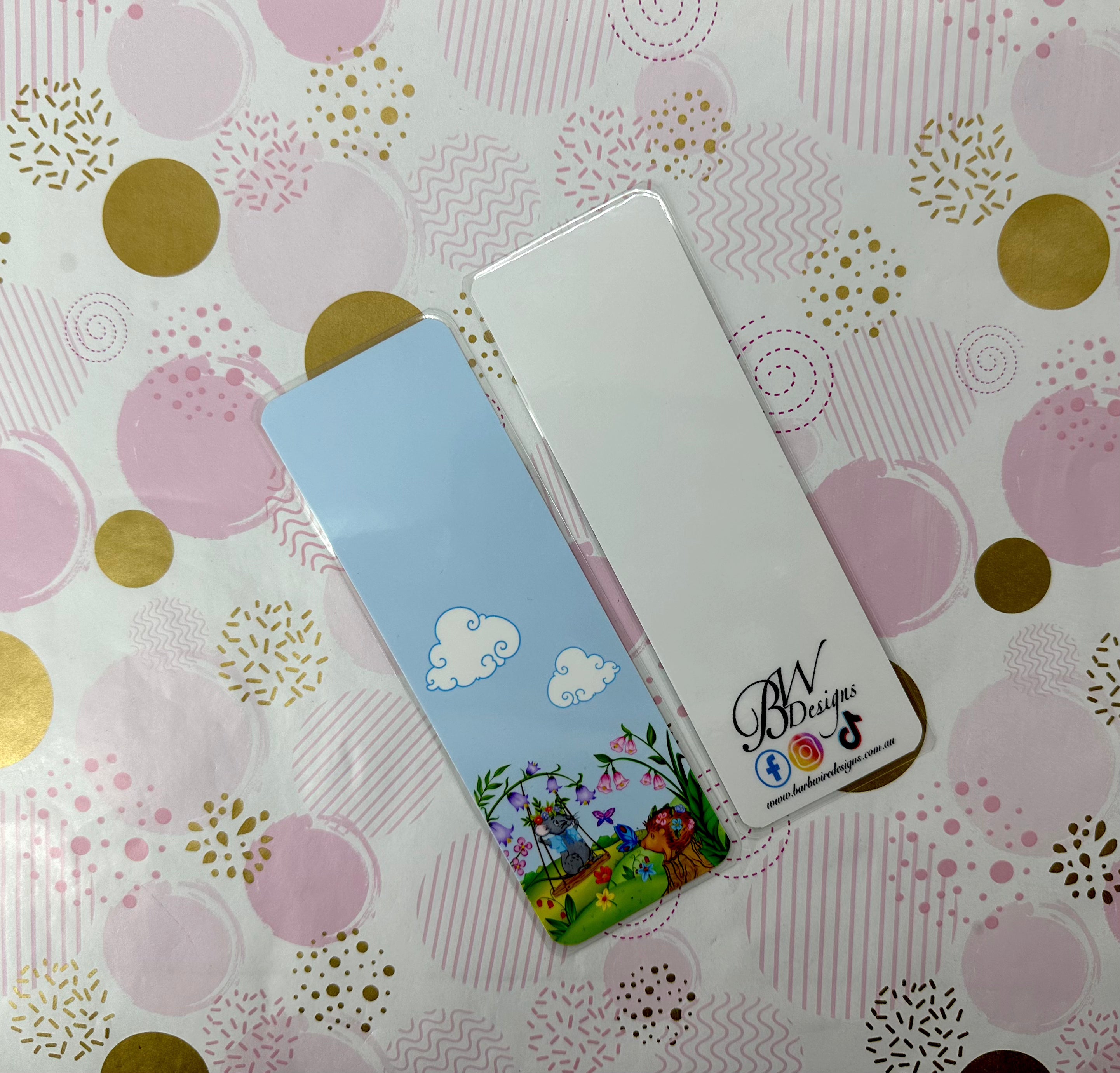 Porcu-fine Traditional Bookmark