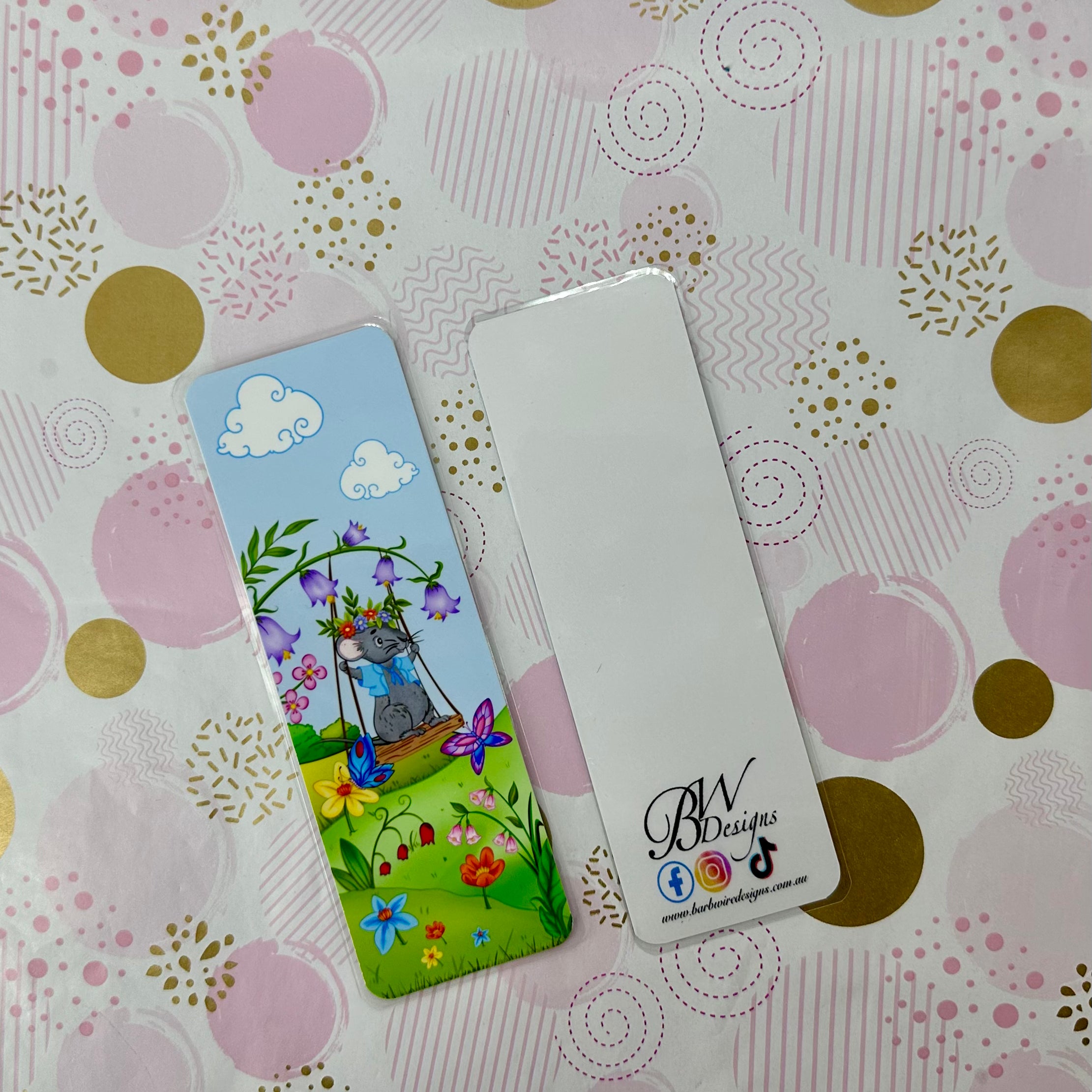 Porcu-fine Traditional Bookmark Barb Wire Designs
