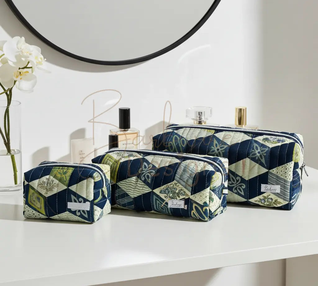 Makeup Essentials Carryall Tumbling Blocks Regular quilted bag Barb Wire Designs